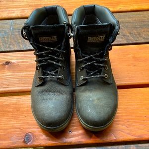 Dewalt steel toed boots